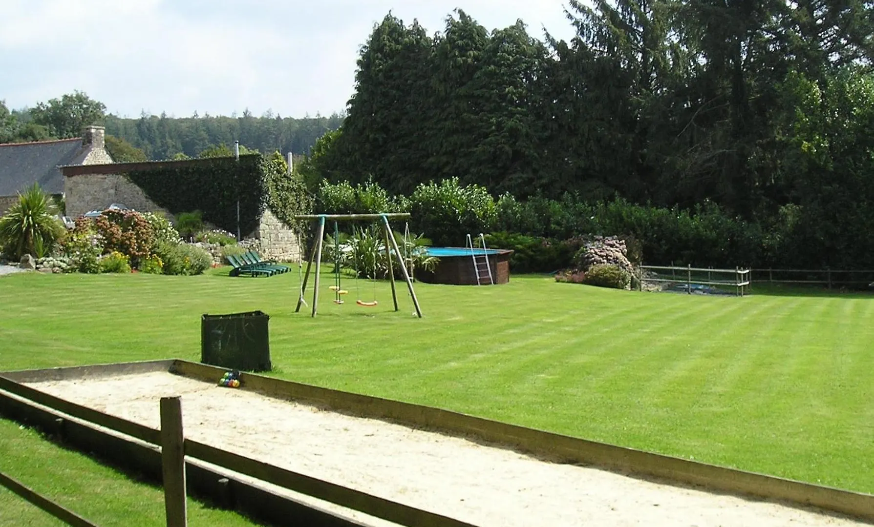 Holiday home Ty Job Villa Langoelan