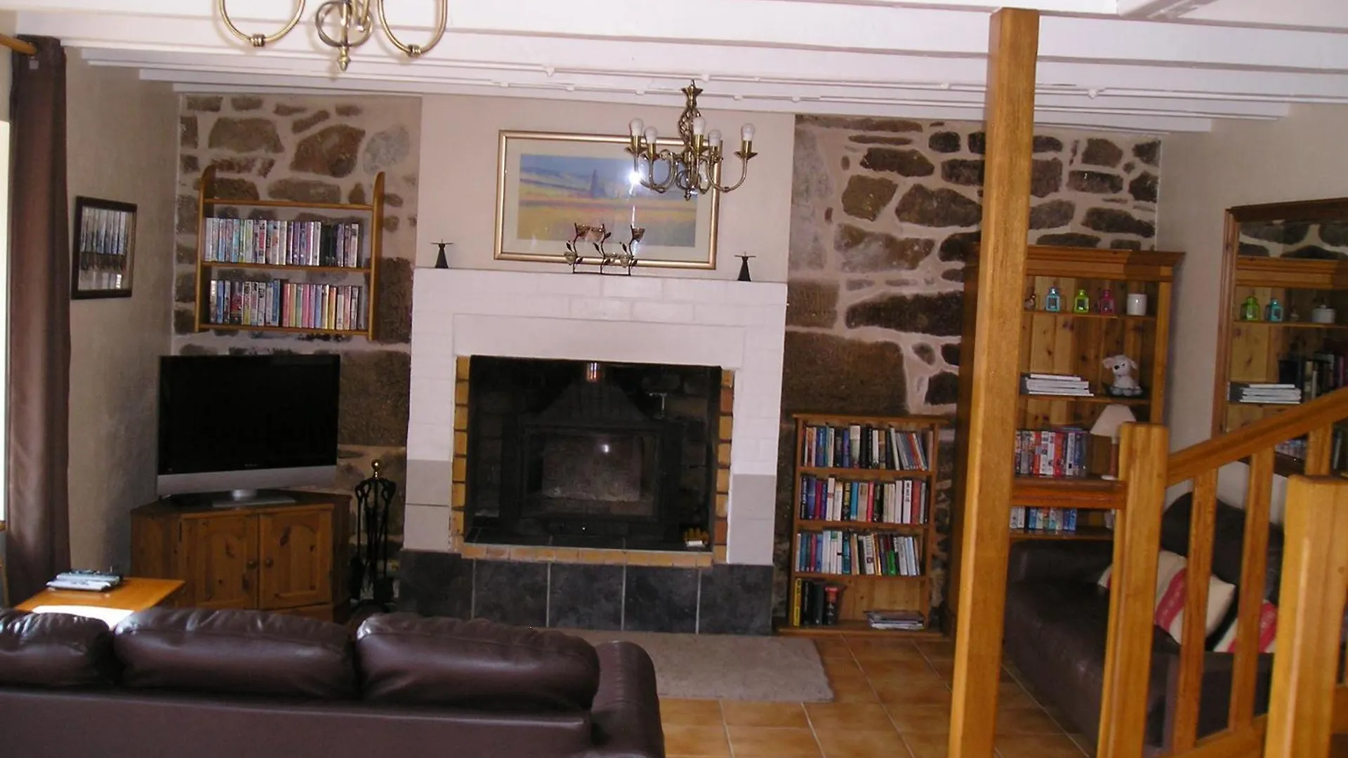 Ty Job Villa Langoelan