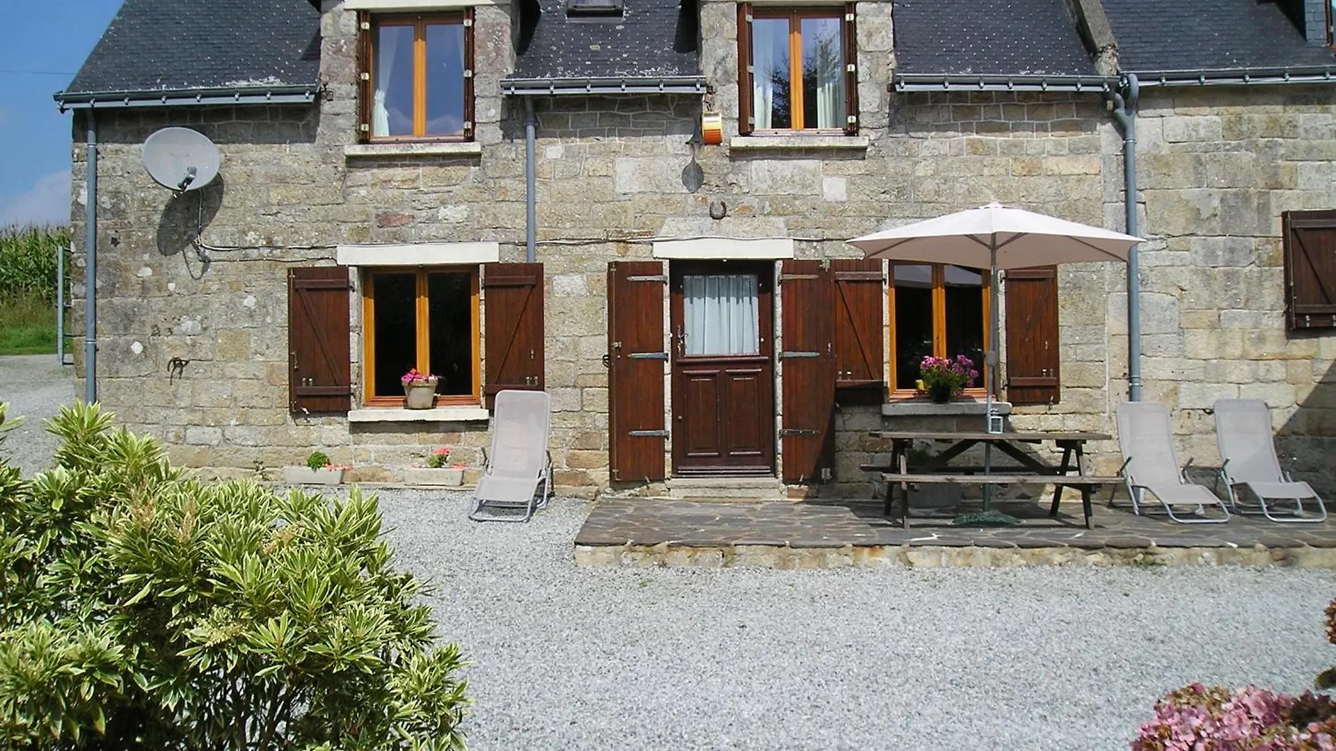 Ty Job Villa Langoelan Holiday home